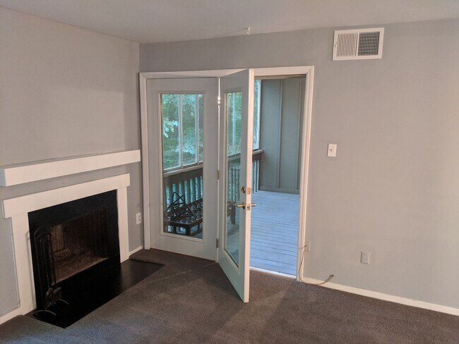 Foto del edificio - Two bedroom condo