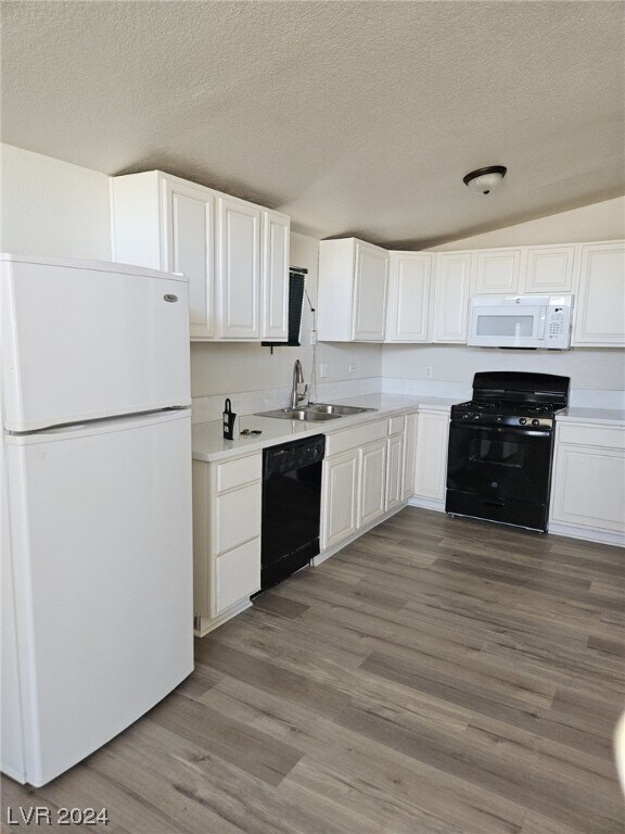 Building Photo - 5821 Evergreen Ave