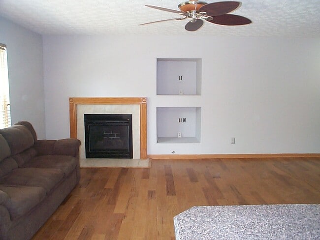 Foto del edificio - 5775 Coldcreek Dr