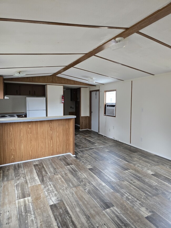 Foto del edificio - 8582 Rye Patch Rd