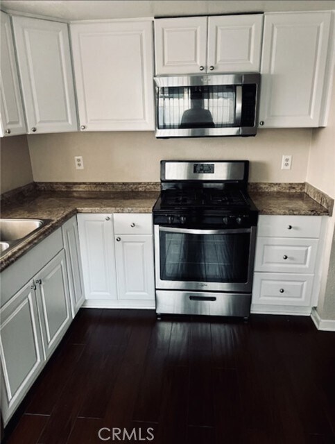 Foto del edificio - 5640 Riverside Dr
