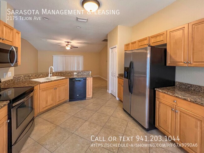 Foto del edificio - 2175 Tejon Ave