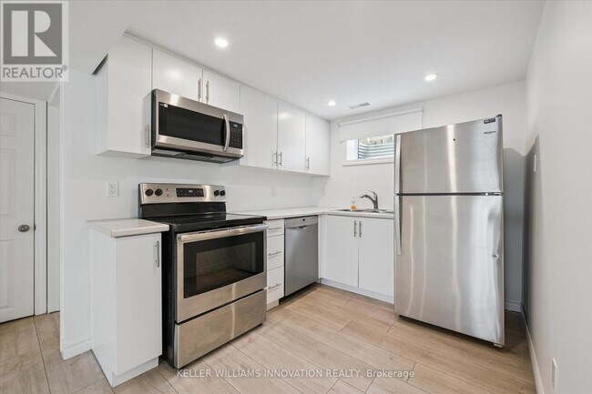 Building Photo - 267 Kingswood Dr