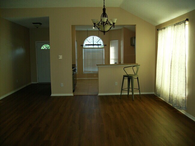 Foto del edificio - 414 Fleming St