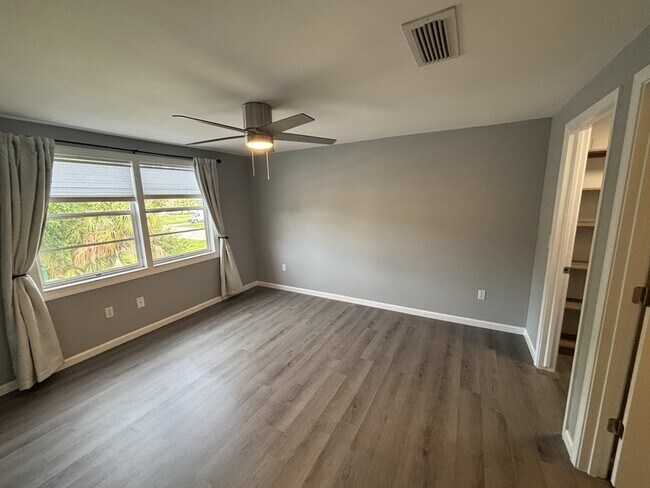 Foto del edificio - 4022 Beaver Ln
