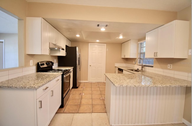 Building Photo - 4730 Presidential St