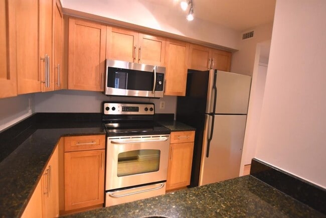 Building Photo - Fantastic 11th Floor Condo at The Chase in...