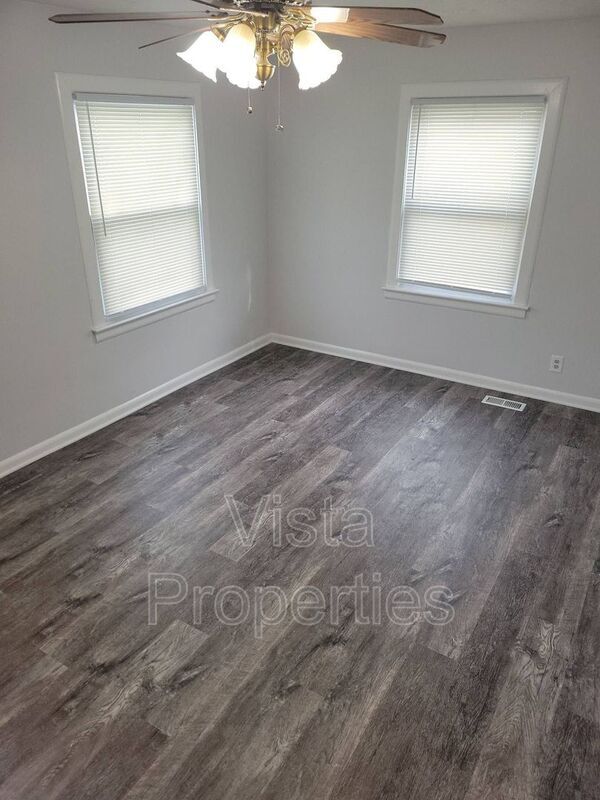 Building Photo - 168 E Ashland Ave
