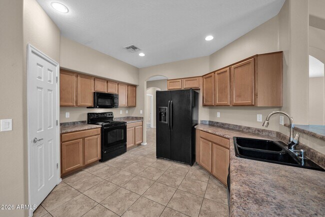 Building Photo - 10281 W Carlota Ln
