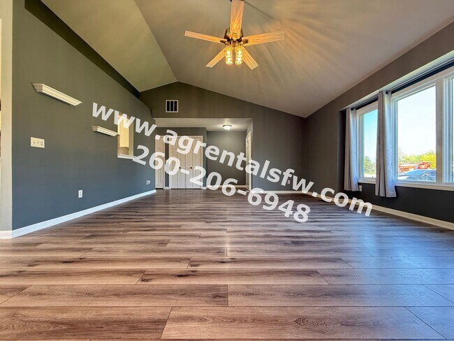 Foto del edificio - 7909 Grayfield Ct