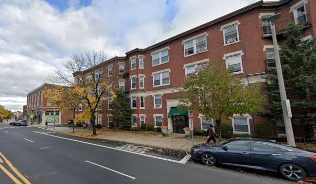 Foto del edificio - 2 bed/1 bath in Allston