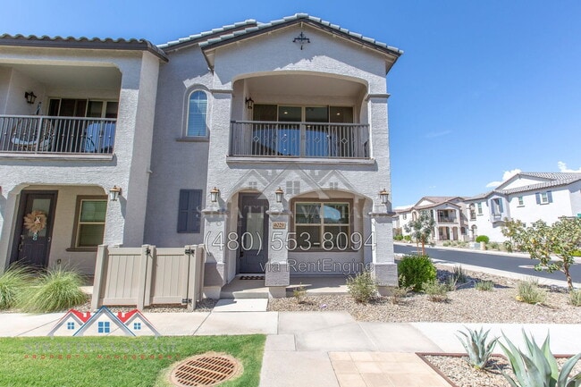 Building Photo - 4029 E Amoroso Dr