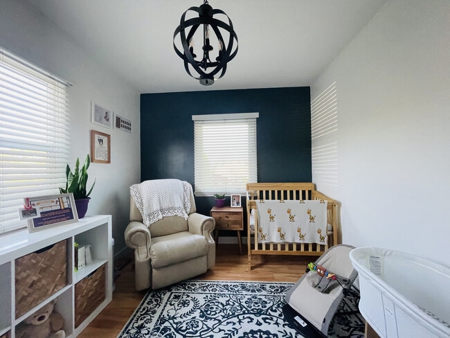 Building Photo - 2348 Warwick Ave