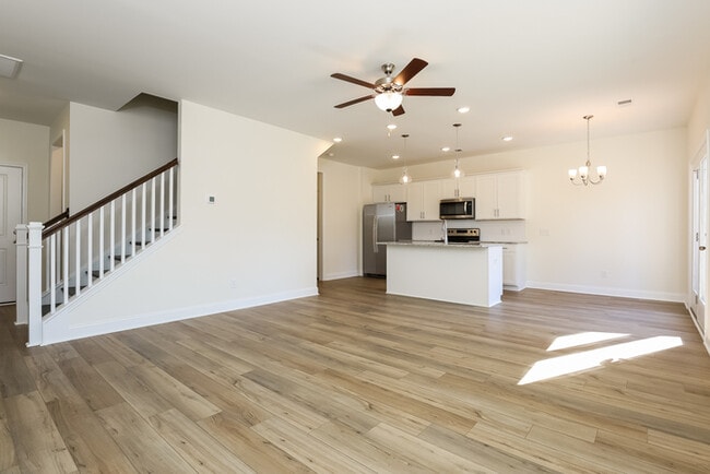 Building Photo - 2004 Tyler Farms Rd