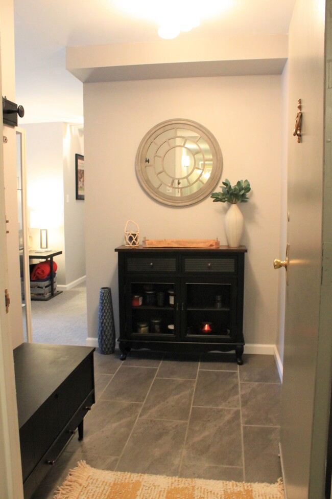 Entryway - 5250 Valley Forge Dr