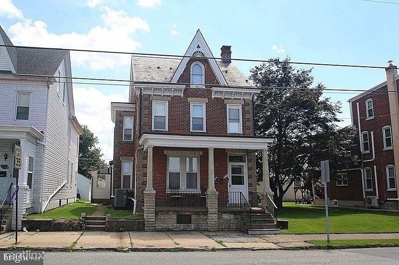 Primary Photo - 730 E Philadelphia Ave