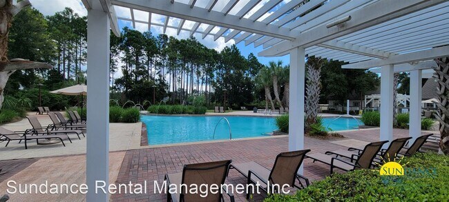 Building Photo - 4 br, 3.5 bath House - 137 Roundwood Drive