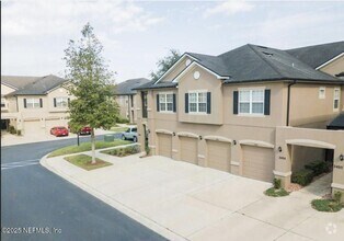 Building Photo - 12301 Kernan Forest Blvd