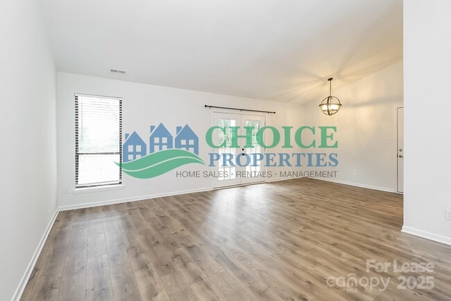 Foto del edificio - 10319 Osprey Dr