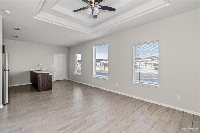 Foto del edificio - 9 West Dr