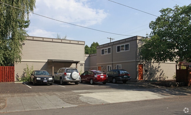 Building Photo - Moreland Terrace