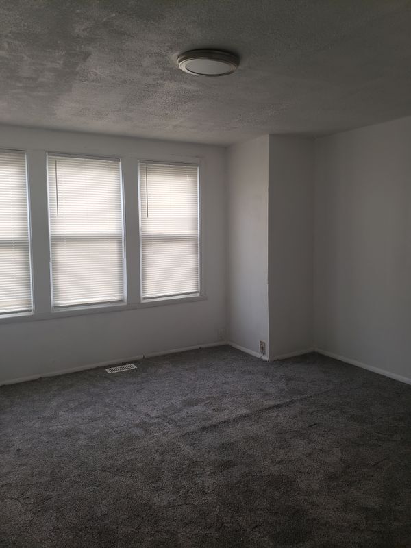 Foto del edificio - 209 W Cedar Ave