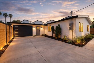 Building Photo - 4601 Almayo Ave