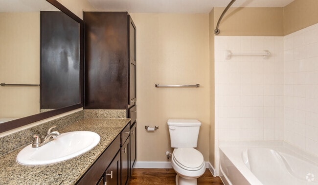 2BR, 2BA - 1024SF Bathroom - Cibolo Crossing Apartments