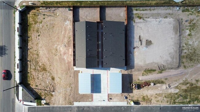 Foto del edificio - 1000 hidden hills street