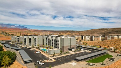 Trailhead Apartments photo'