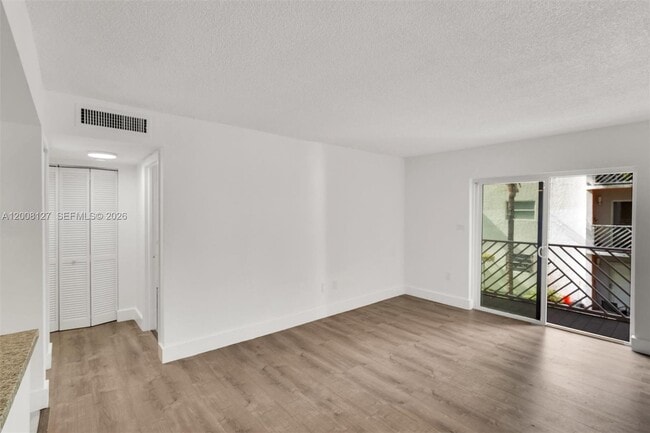 Building Photo - 4335 NW S Tamiami Canal Dr