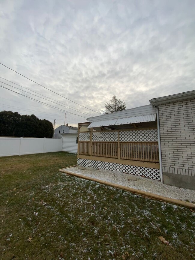 Building Photo - 4247 TENTH AVENUE