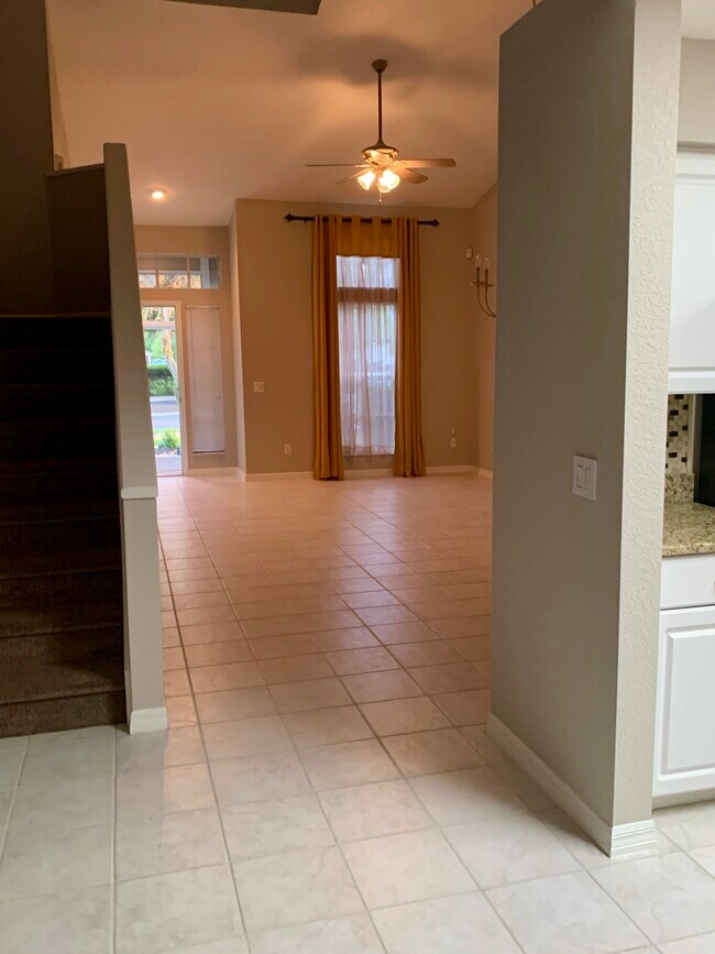 Foto del edificio - 1729 Heron Cove Dr