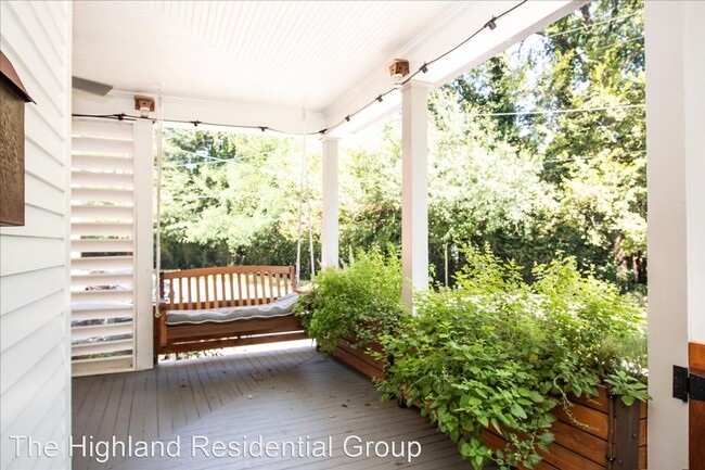 Building Photo - 3 br, 2 bath House - 733 United Avenue, SE
