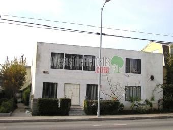 Building Photo - 1617 S Bundy Dr