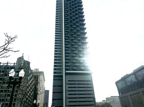 Building Photo - 235 W Van Buren St