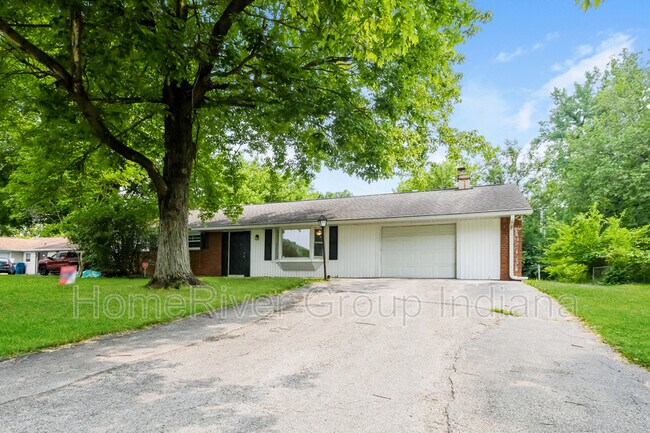 Building Photo - 1739 Shawnee Rd