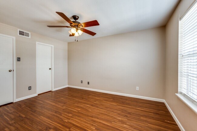Foto del edificio - 8787 Brae Acres Rd