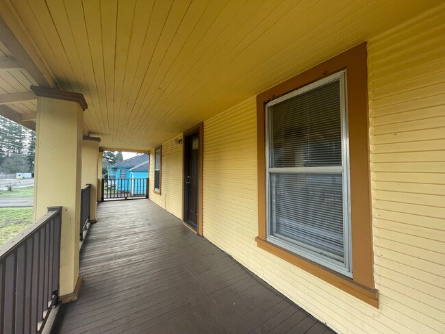 Foto del edificio - Fantastic opportunity in your 2 bed 1 bath...
