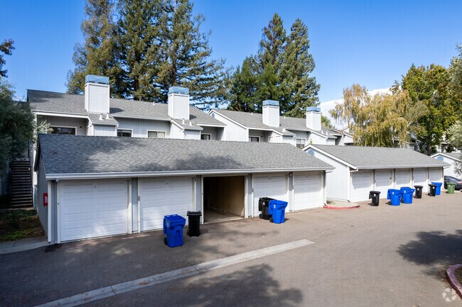 Foto del edificio - Claremont Meadows