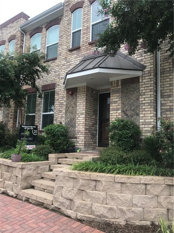 306 Lily Ln, Lewisville, TX 75057 Townhome Rentals in Lewisville TX