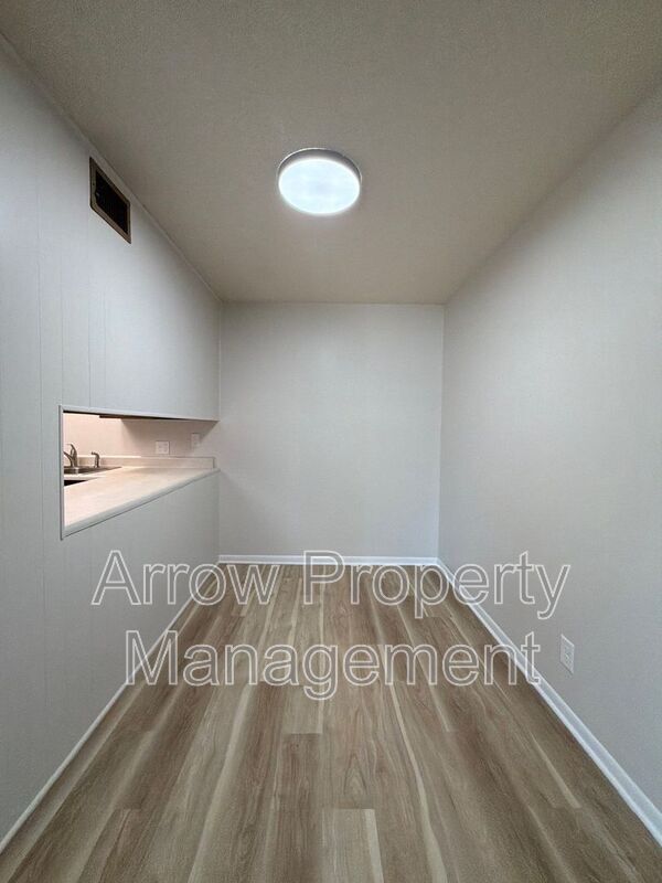 Foto del edificio - 515 N 13th St