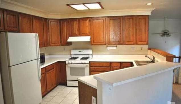 Kitchen - 5145 W Wooley Rd