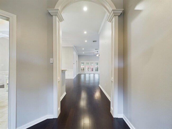 Building Photo - 3109 Cedar Knolls Dr