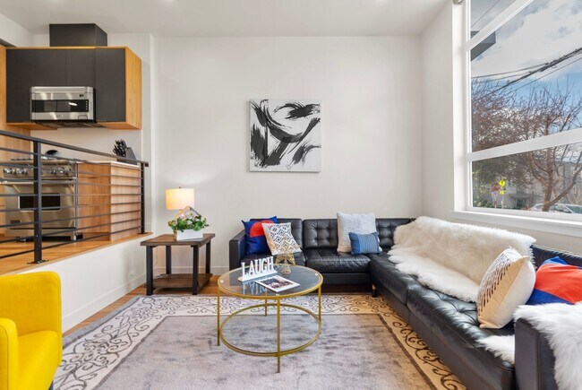 Foto del edificio - Great Townhome for rent