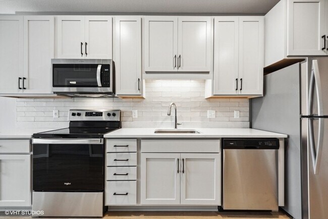 Interior Photo - Lago Apartments