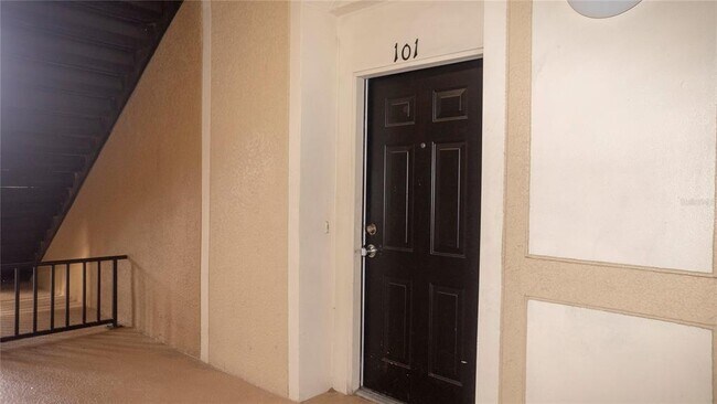 Building Photo - 6466 Cava Alta Dr