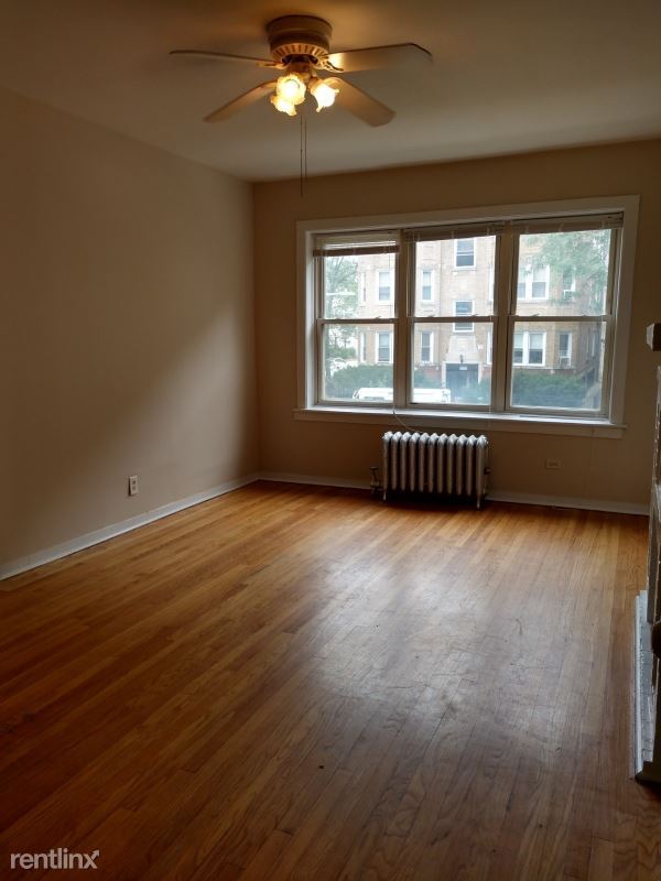 Building Photo - 4254 N Mozart St