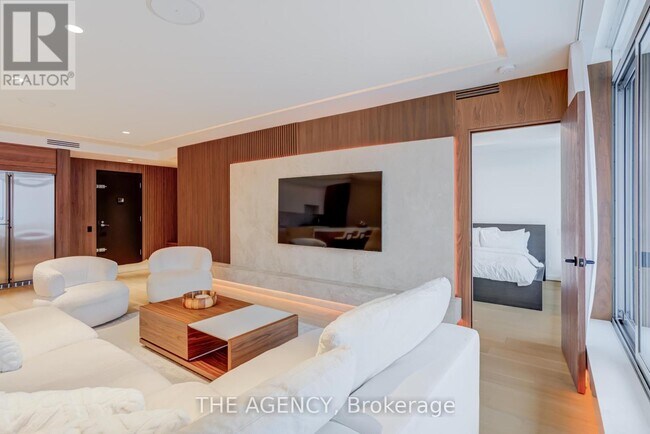 Building Photo - 75 Portland St