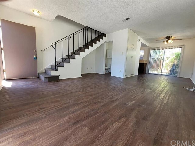 Building Photo - 7203 Lotus Ave